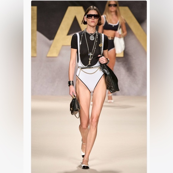 Chanel White Ballerina Flats - Picture 14 of 16